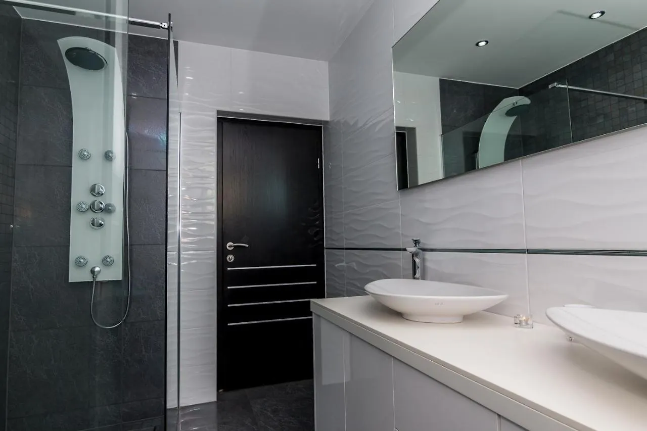 Holiday House Queens With Sea View Selce Κροατία